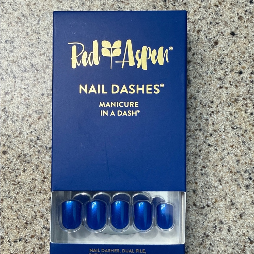 Red Aspen Blue Nail Dashes